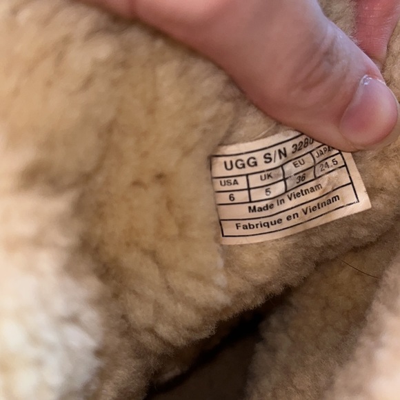 UGG Bailey Bow II in chestnut brown - Picture 9 of 13